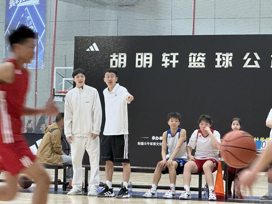 制定篮球交流计划以促进个人技能发展的方法_1
